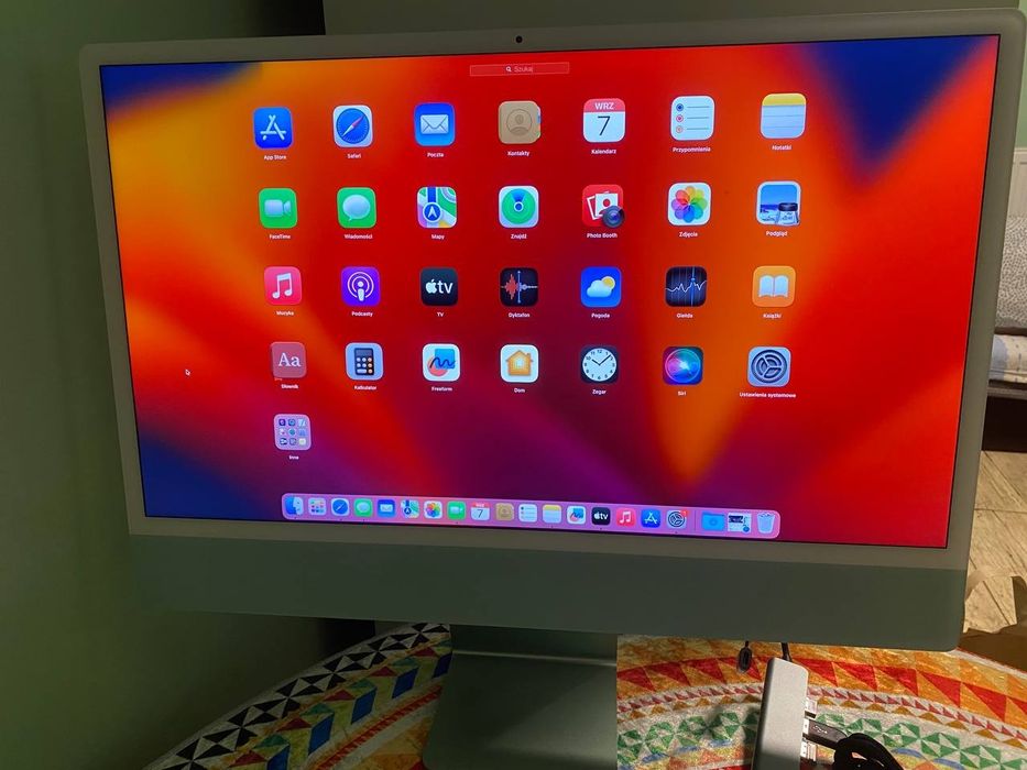 iMac 24" M1 8/256gb 2021 super