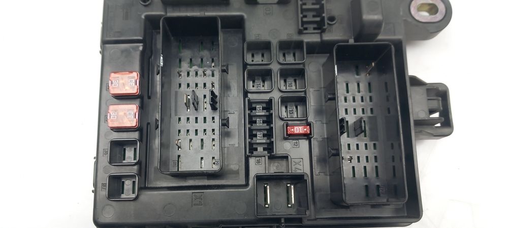 Caixa fusíveis / SAM / BSI OPEL Insignia A (G09)