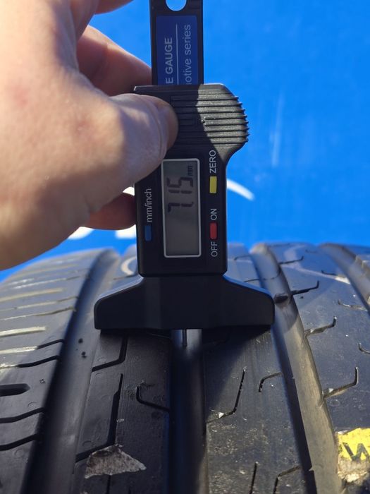 Goavto літні шини Continental EcoContact 6 235/45 r20 пара 22рік 7.1мм