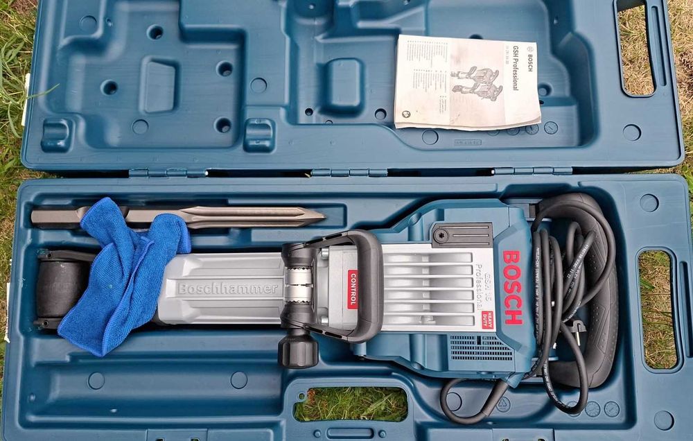 Młot wyburzeniowy Bosch Professional GSH 16-28 41.0 J / Nieużywany / 2 sztuki