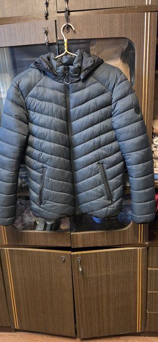 Мужская зимняя курточка L цвет хаки