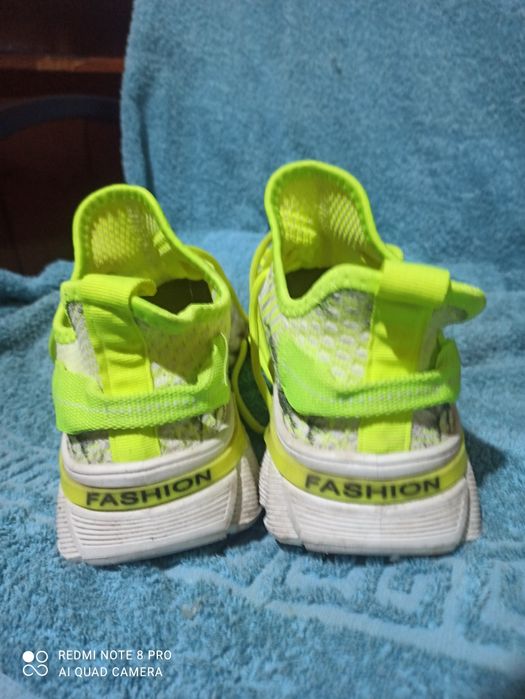 Кросовки женские размер 42