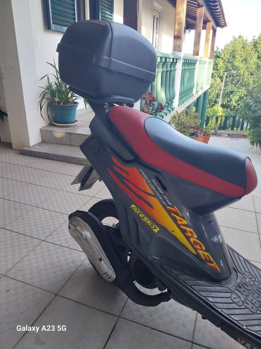 Vendo mota usada