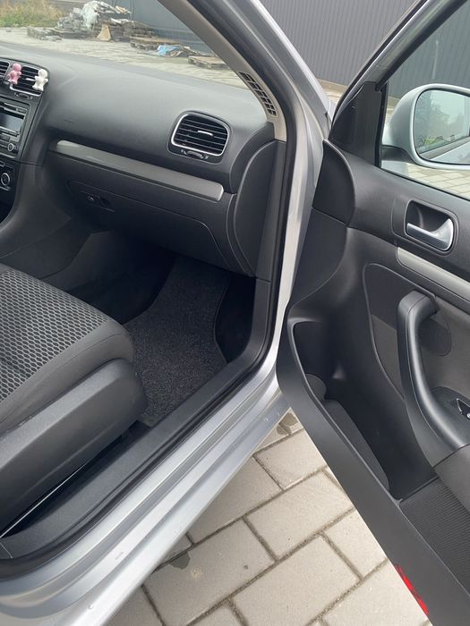 Golf 6, 2011 року