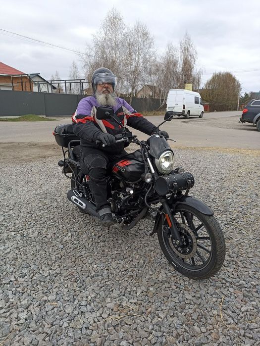 Мото bajaj avenger 220