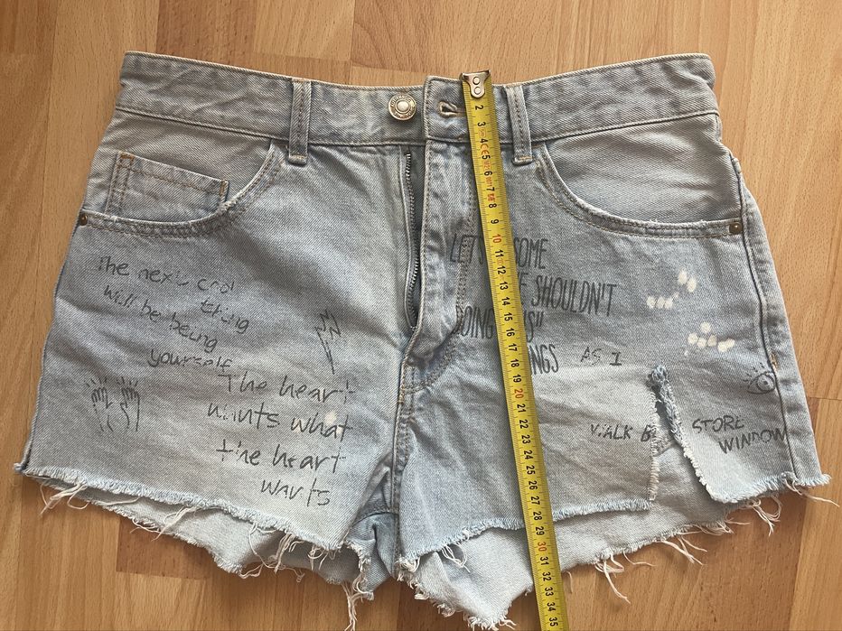 Spodenki szorty  jeans rozmiar 36 Stradivarius