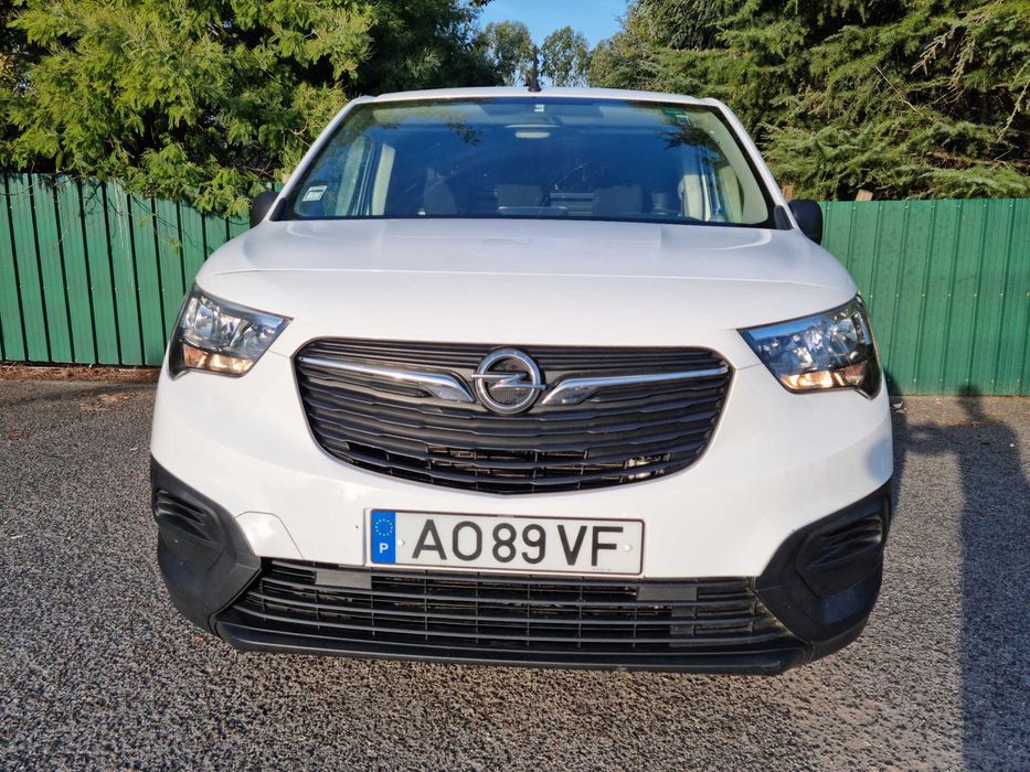 OPEL Combo Cargo Diesel 1.5 CDTi L1H1 Enjoy 4d, 3 Lugares COM GARANTIA e Financiamento
