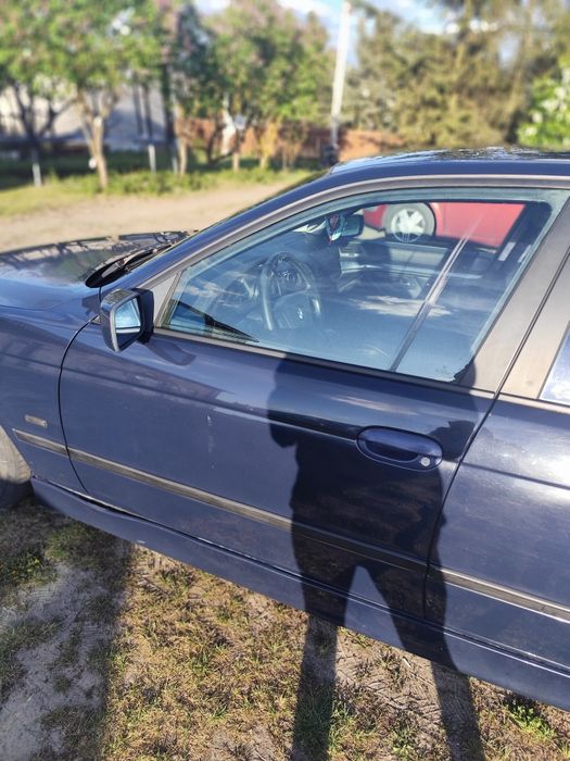 Sprzedam prywatne auto BMW E39 2.8 b+gaz