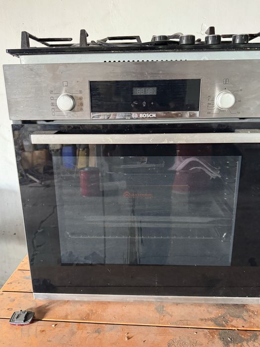 Продам духовый шкаф