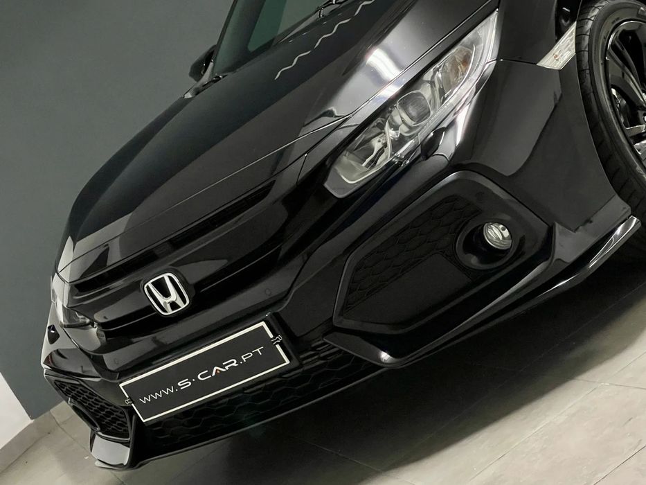 Honda Civic 1.0 i-VTEC Executive CVT