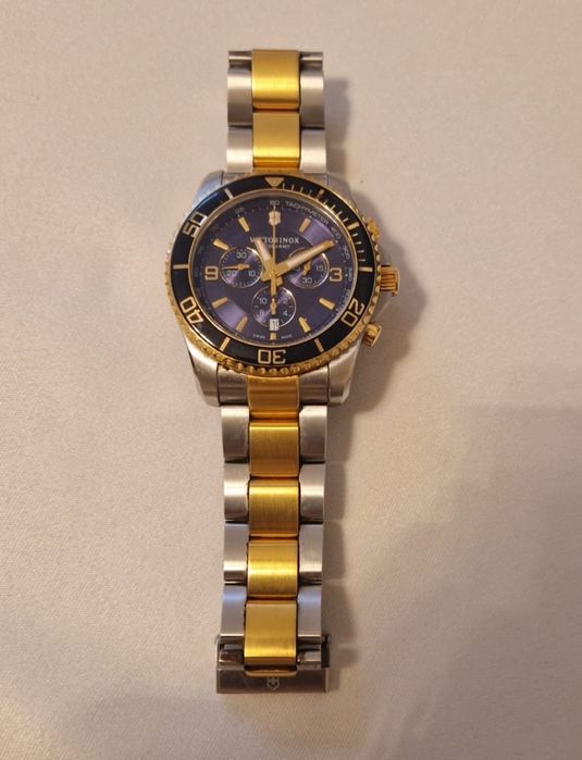 Zegarek VICTORINOX MAVERICK 42 mm 241791- używany, stan idealny