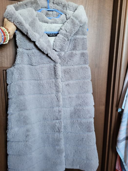 Bezrękawnik kamizelka z kapturem