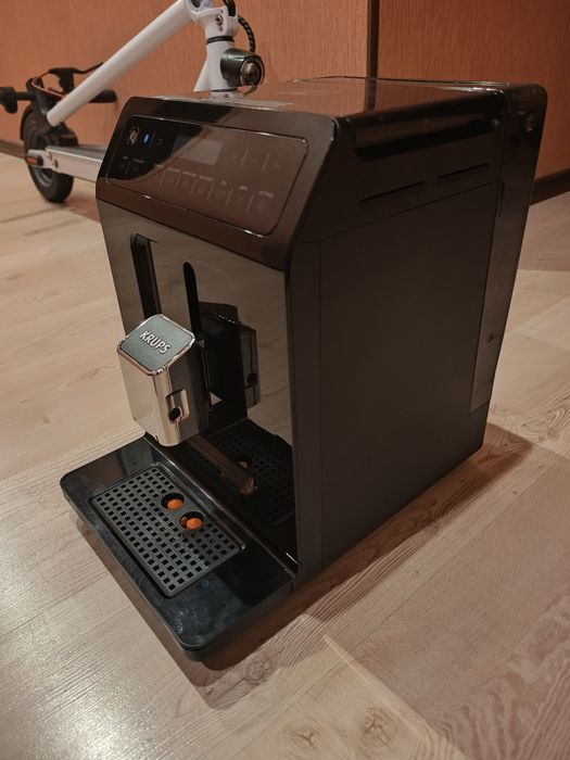 Кавоварка Krups Evidence EA893D10