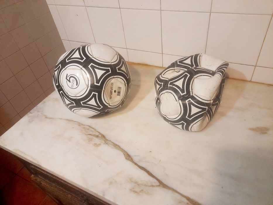 Conjunto de 2 Bolas de Futebol