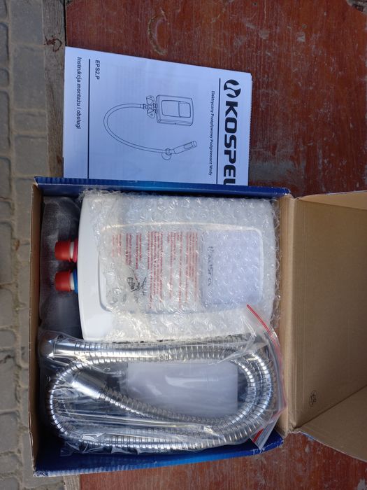 Podgrzewacz elektryczny prysznicowy Kospel5.5kw