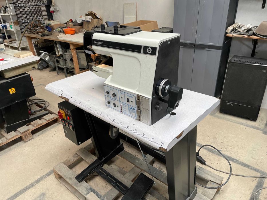 *Liquidação de Stock*Máquina de Orlar USM1 (Microfolder)