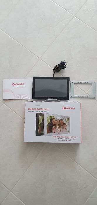 Видеодомофон Qualvision цветной с сенсорным экраном 10.1 дюйм