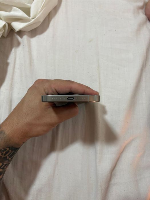 Vendo IPhone 16 Pro