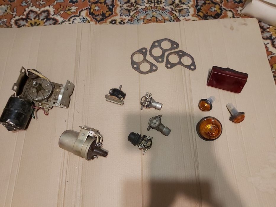 Повторители поворотов, стопсигнал, переключатели света