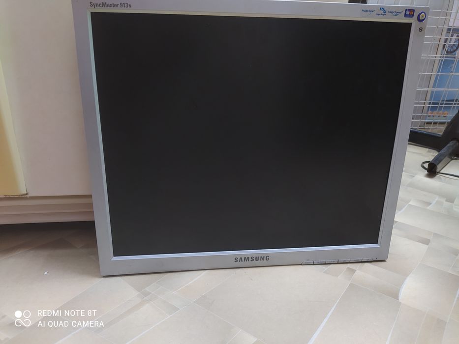 Монитор Samsung.