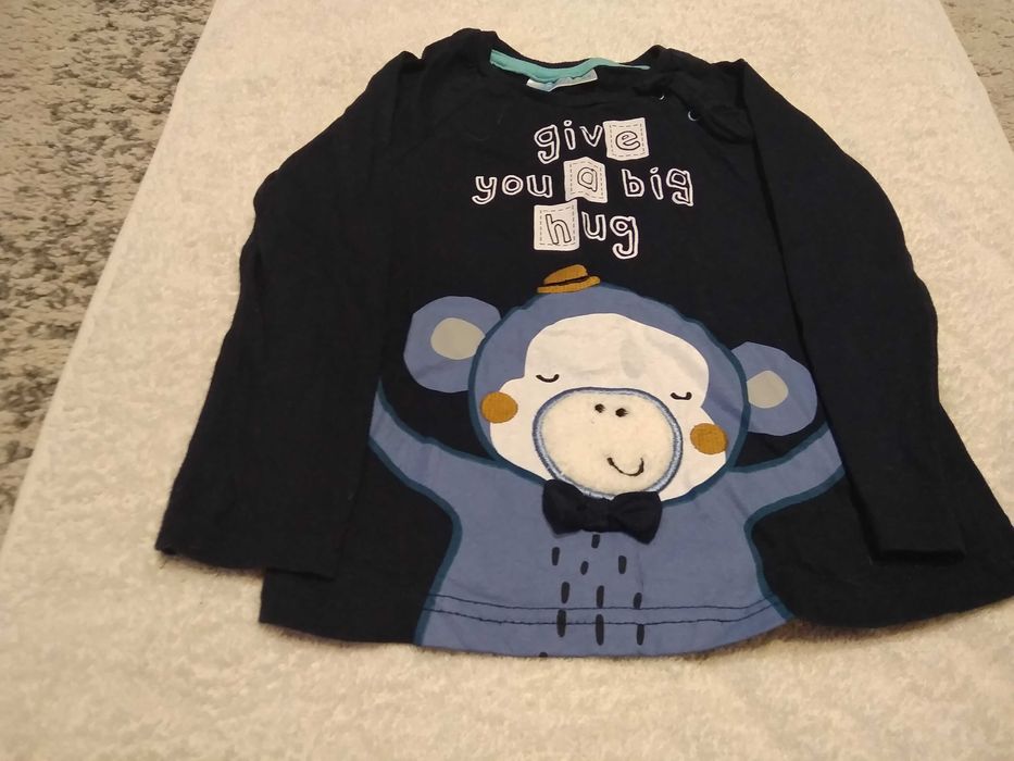 12 szt. bluzeczki , bluzy , zestaw spodnie i golf, czapka. 86-98