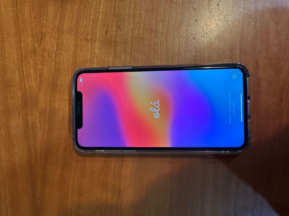 IPhone 11 como novo com capa
