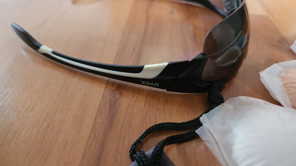 Okulary przeciwsłoneczne Uvex eyewear sportstyle 604 WS