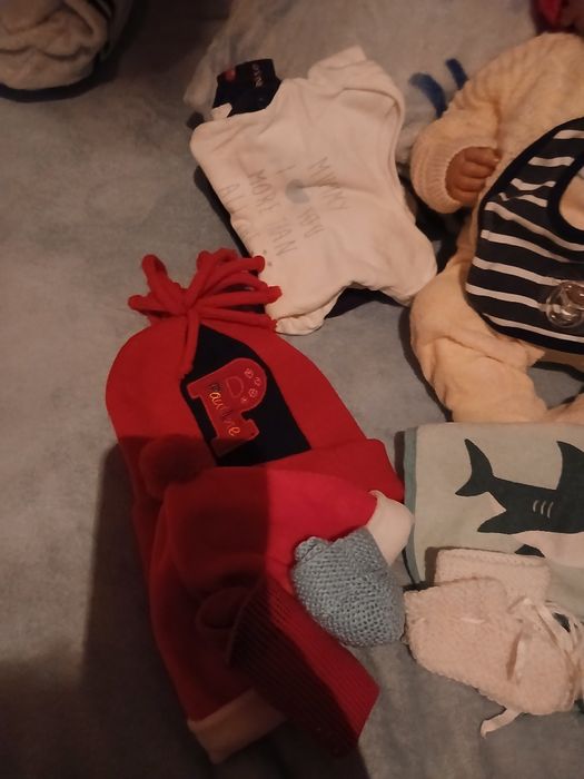 Bebe reborn com os olhos abertos