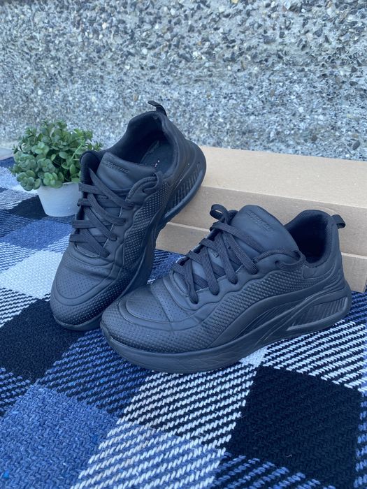 Кросівки skechers bobs 37