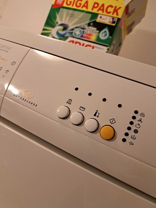 Сушильная машина для белья Zanussi б/у