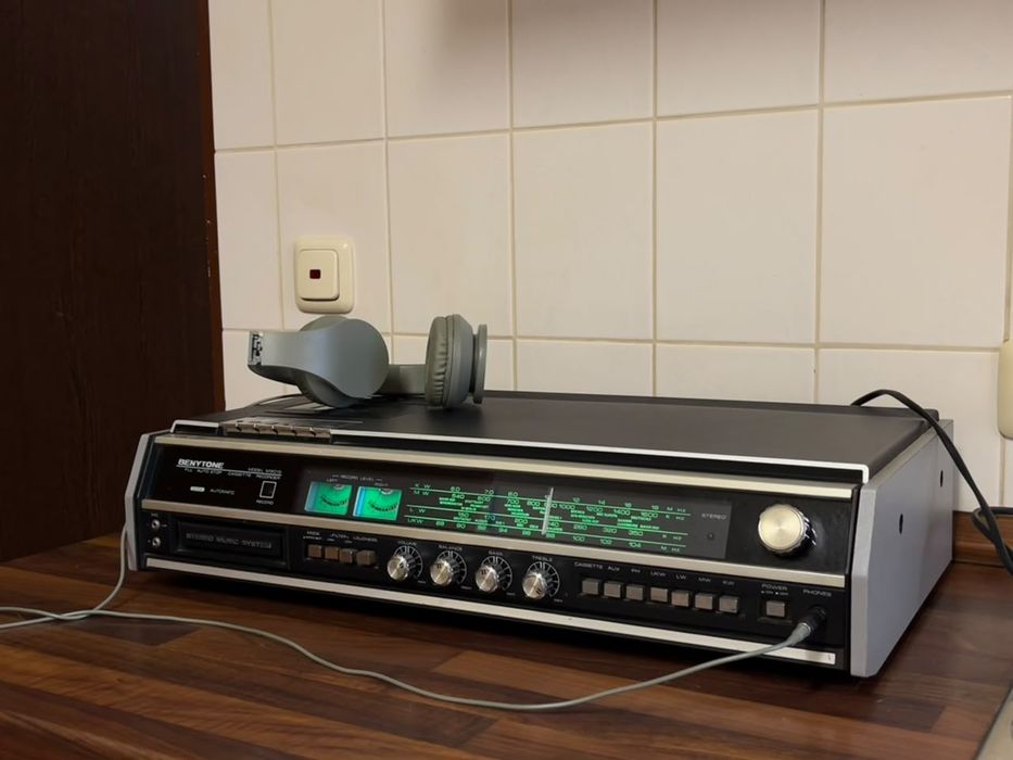 продам касетник BENYTONE M9015