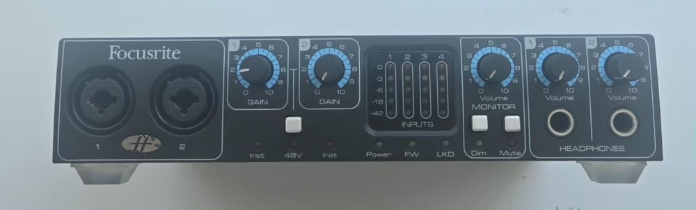 Interface de Áudio Focusrite Saffire PRO 24 DSP em Excelente Estado de Conservação.
