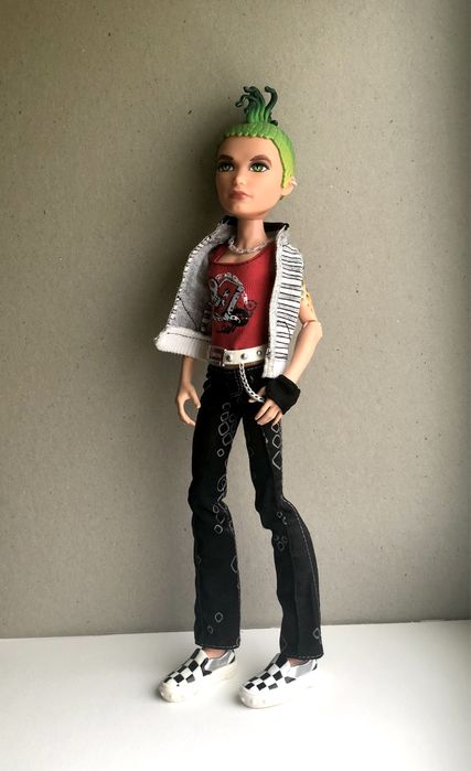 Дьюс Горгон Monster High монстер хай