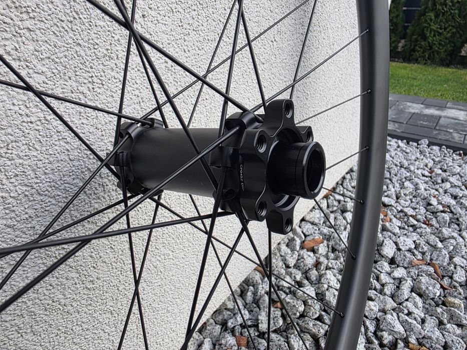 Koła Carbon MTB 29" 6 bolt, HG, ratchet 36T, 1290 gram