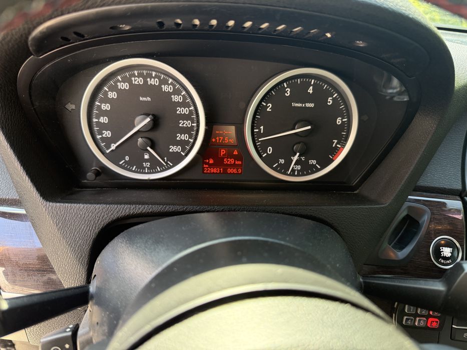 Продам авто BMW X6