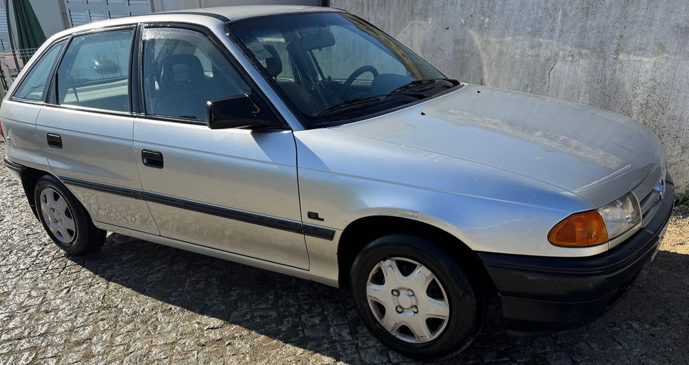 Opel Astra — fotografia 4