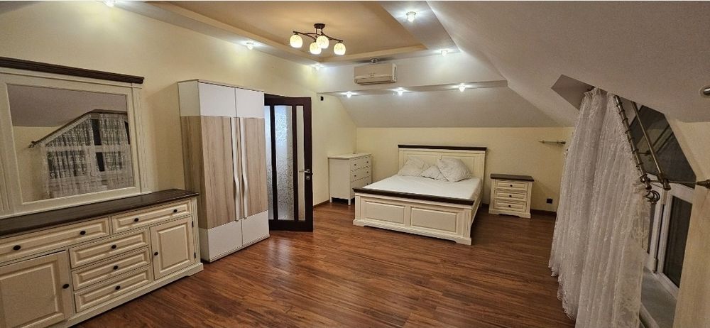 Будинок біля моря в Одесі, Совіньйон.