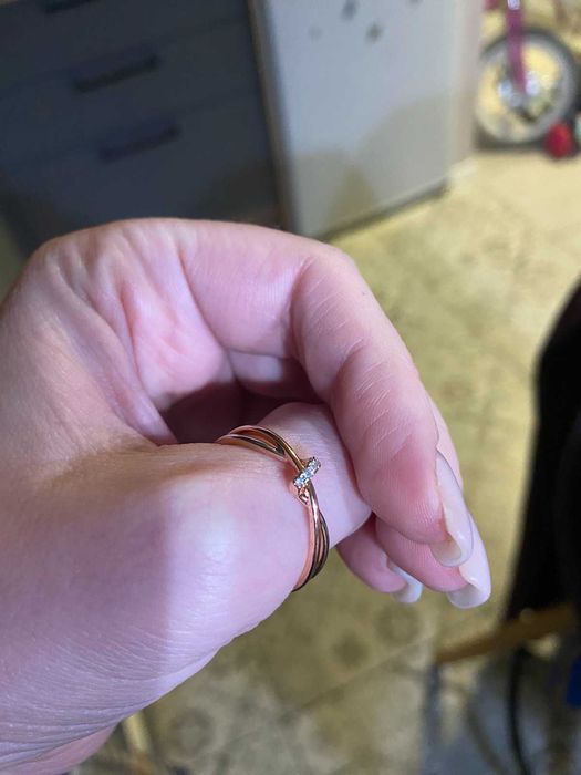 Перстень жіночий кольцо каблучка 10 розмір