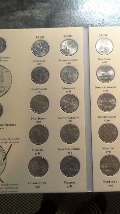 Colecção comemorativa de moedas sobre os 50 estados USA.