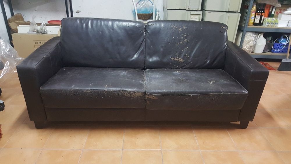 Sofá 4 lugares( para estofar )