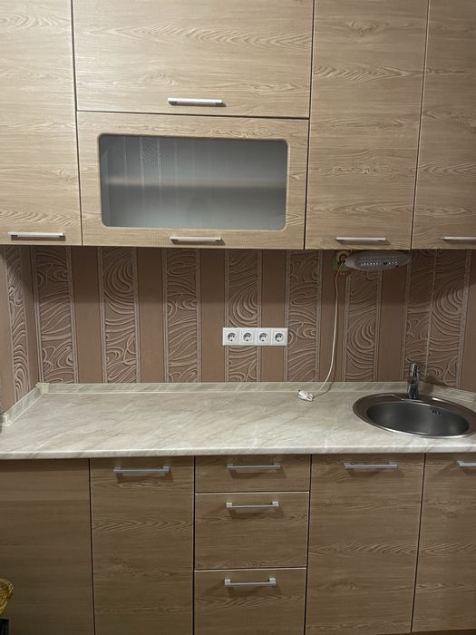 Здаю кімнату в гуртожитку