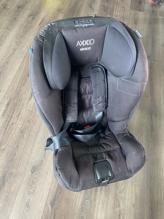 Fotelik AXKID Minikid 9-25kg