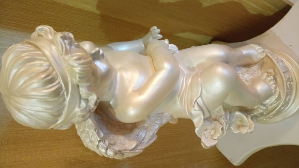 Скульптурное изображение "Ангелочек"