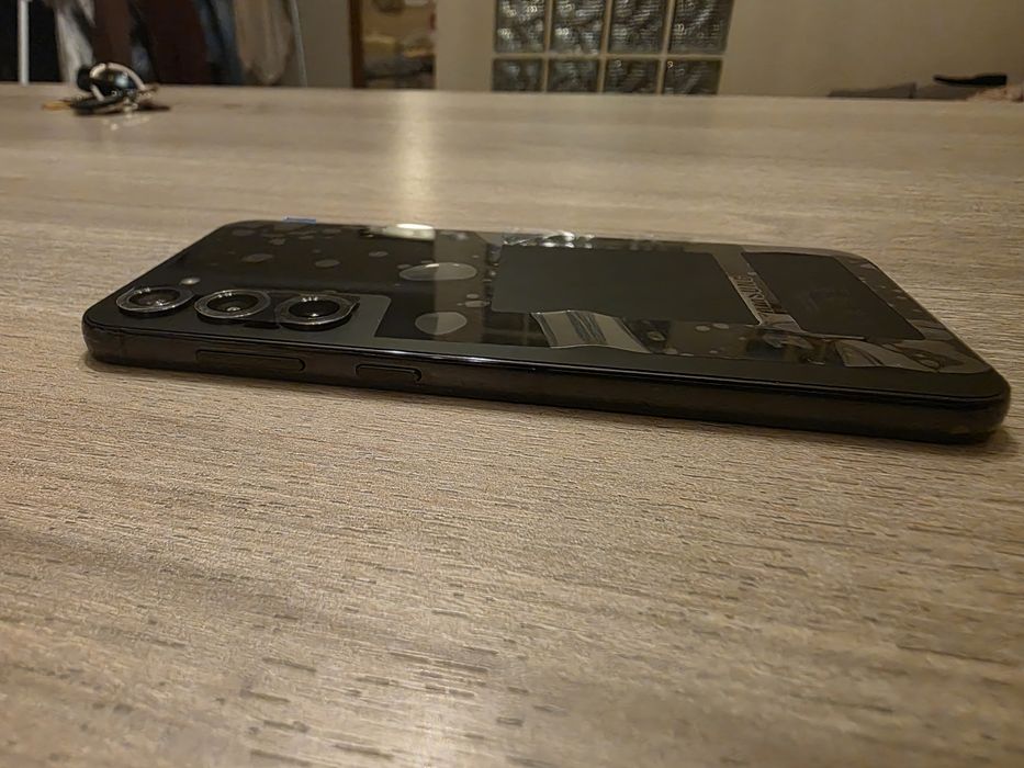 Sprzedam Samsung S23+