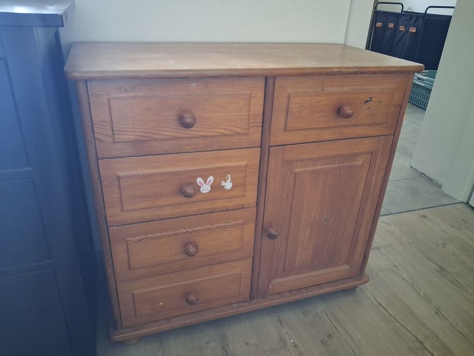 Komoda sosnowa do renowacji