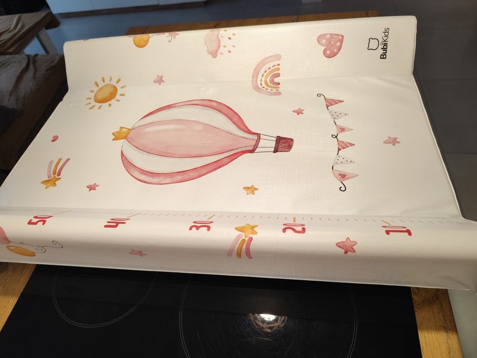 Przewijak dziecięcy.