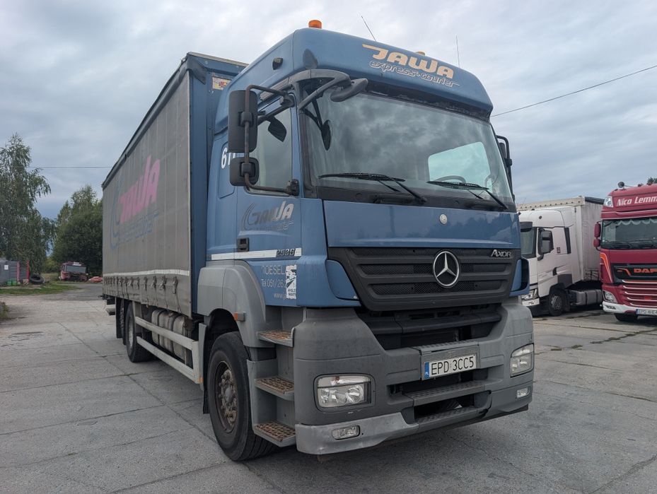 Mercedes-Benz