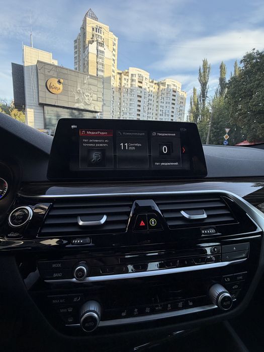BMW 5 Series 2018 VIN WBAJA7C58JWC76345 фото оголошення 7 з 8