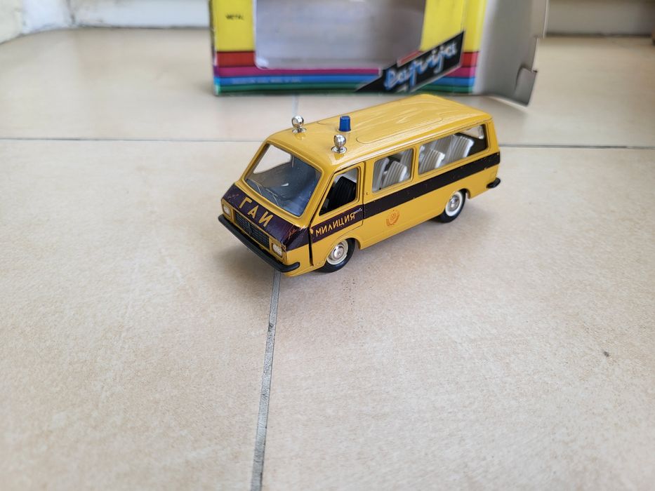 Модель автомобіля ссср 1:43, Раф 2203 міліція: 3 500 грн