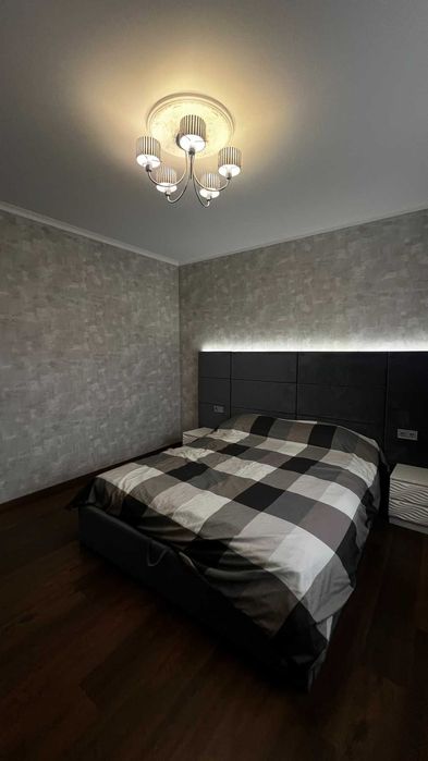 Двоповерховий  будинок з ремонтом! Ірпінь - Стоянка!